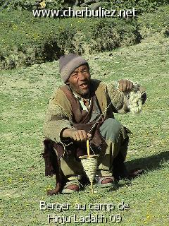 légende: Berger au camp de Hinju Ladakh 09
qualityCode=raw
sizeCode=half

Données de l'image originale:
Taille originale: 191390 bytes
Temps d'exposition: 1/215 s
Diaph: f/400/100
Heure de prise de vue: 2002:06:14 17:11:18
Flash: non
Focale: 222/10 mm
